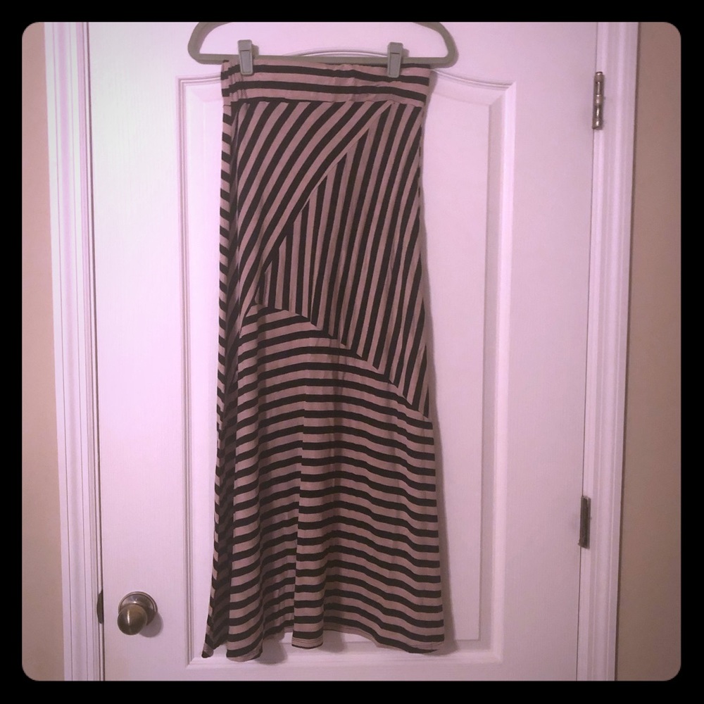 Stripped Maxi Skirt